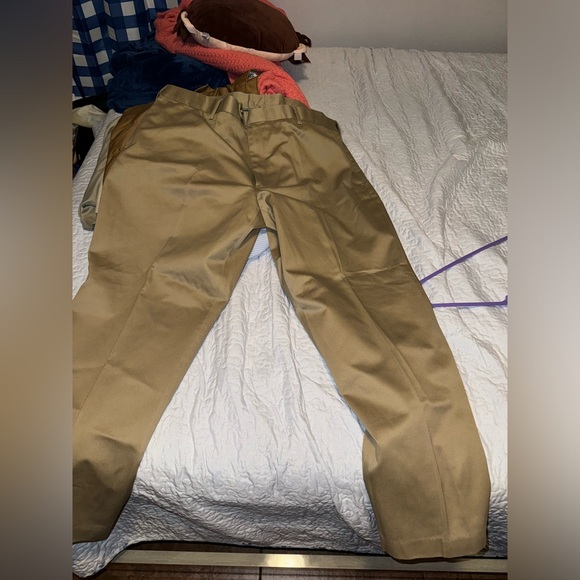 Khakis size 44x30 - Picture 1 of 4
